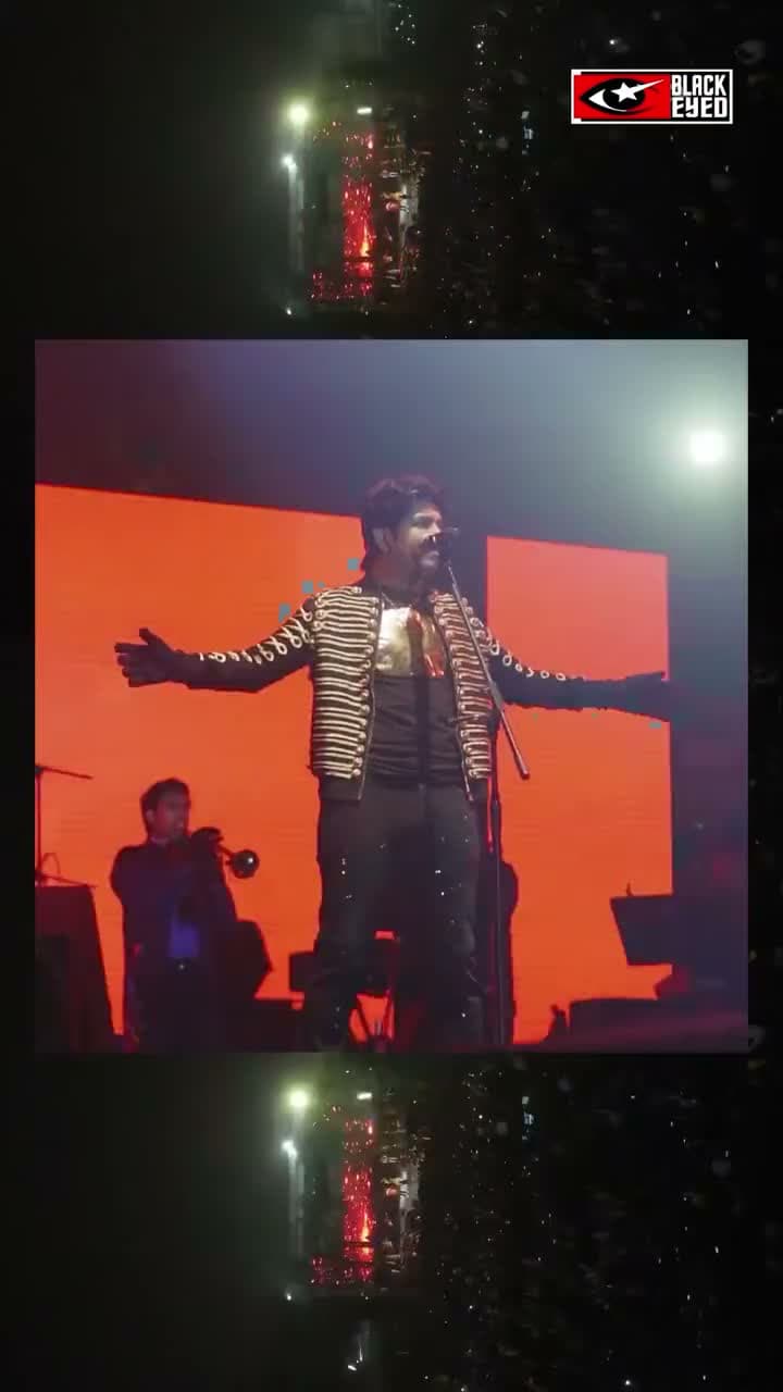 Ankit Tiwari performing at a BlackEyed event