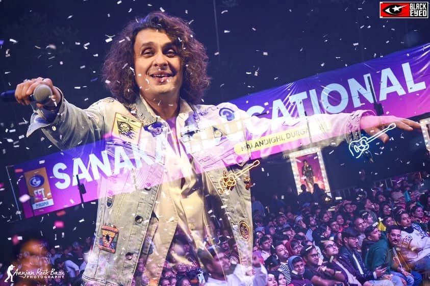 Sonu Nigam Live at Sanaka, Durgapur — event photograph 2