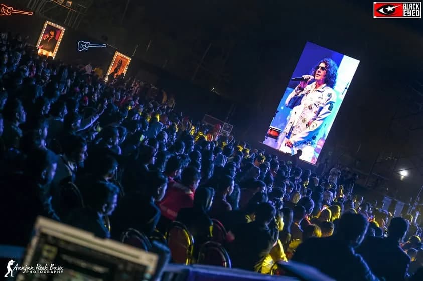 Sonu Nigam Live at Sanaka, Durgapur — event photograph 8