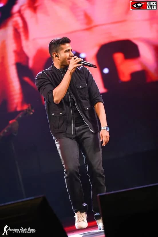 Sunidhi Chauhan Live at Sanaka, Durgapur — event photograph 10