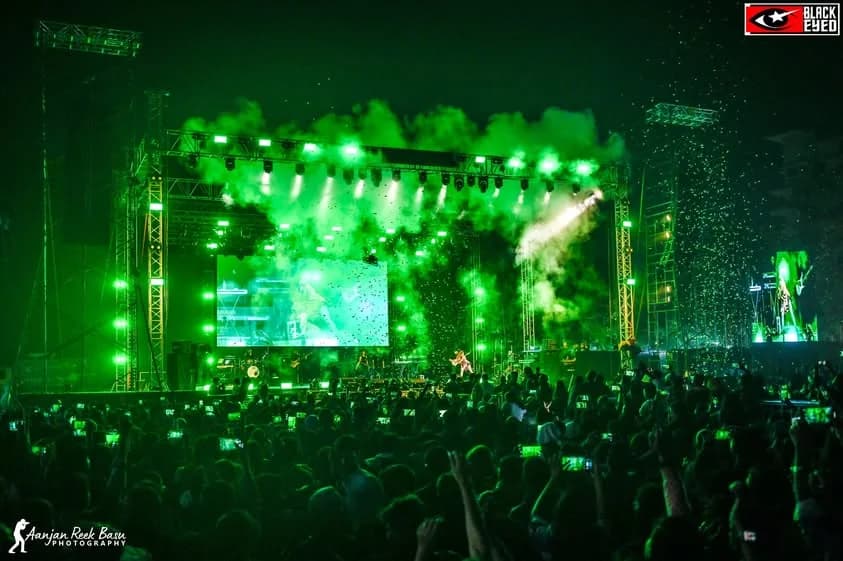 Sunidhi Chauhan Live at Sanaka, Durgapur — event photograph 13