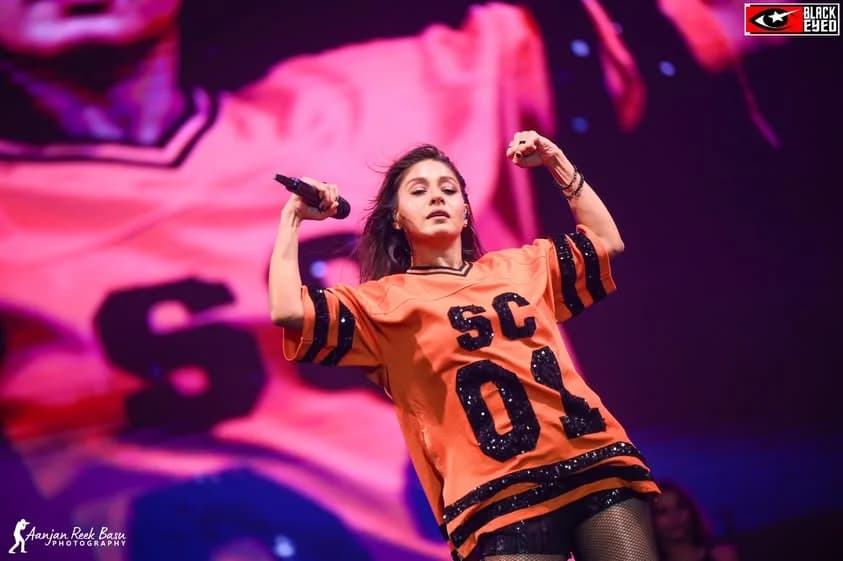 Sunidhi Chauhan Live at Sanaka, Durgapur — event photograph 14