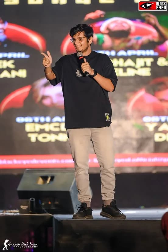 Vivek Samtani Live at ESIC Medical College for Surge — event photograph 13