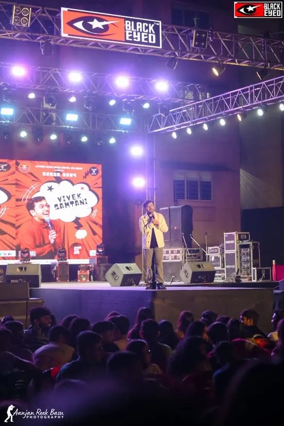 Vivek Samtani Live at ESIC Medical College for Surge — event photograph 15
