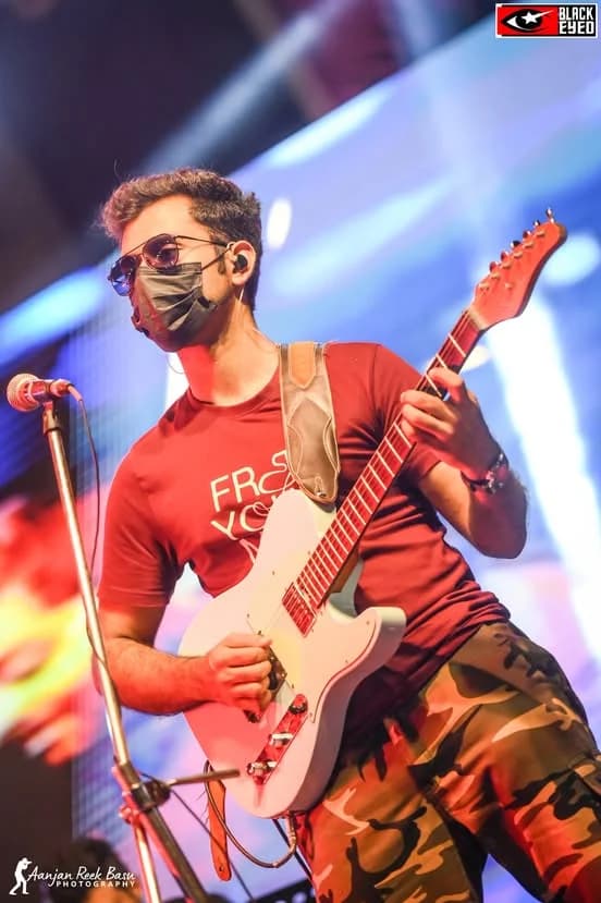 Snigdhajit & Liveline Live at ESIC Medical College for Surge 2024 — event photograph 11