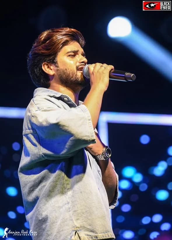 Salman Ali Live at Itahar College — event photograph 10