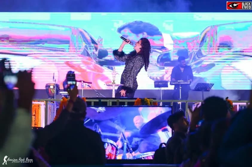 Palak & Palash Mucchal Live at New Barrackpore — event photograph 4