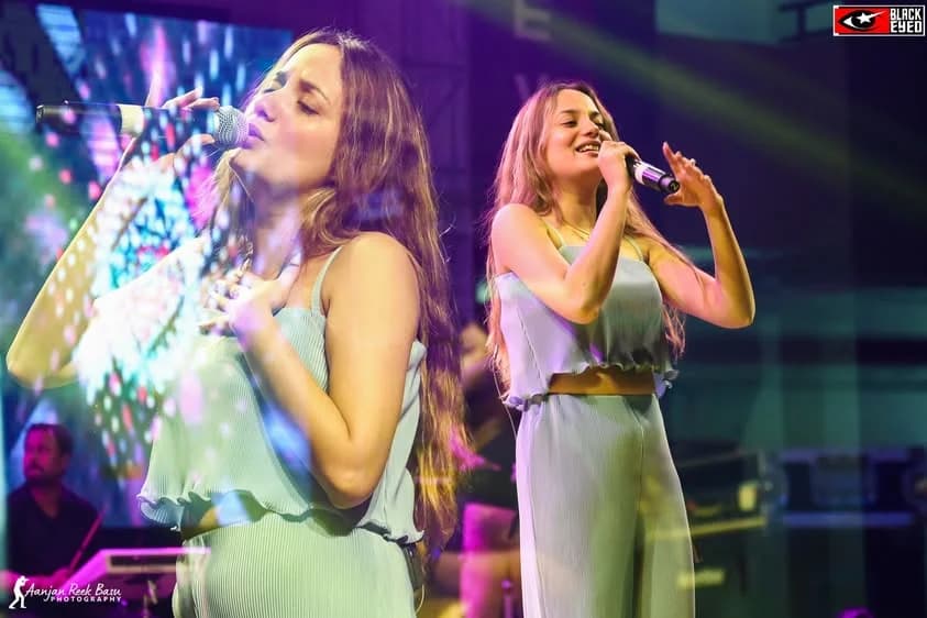 Aakanksha Sharma Live at College of Medicine & JNM Hospital — event photograph 2