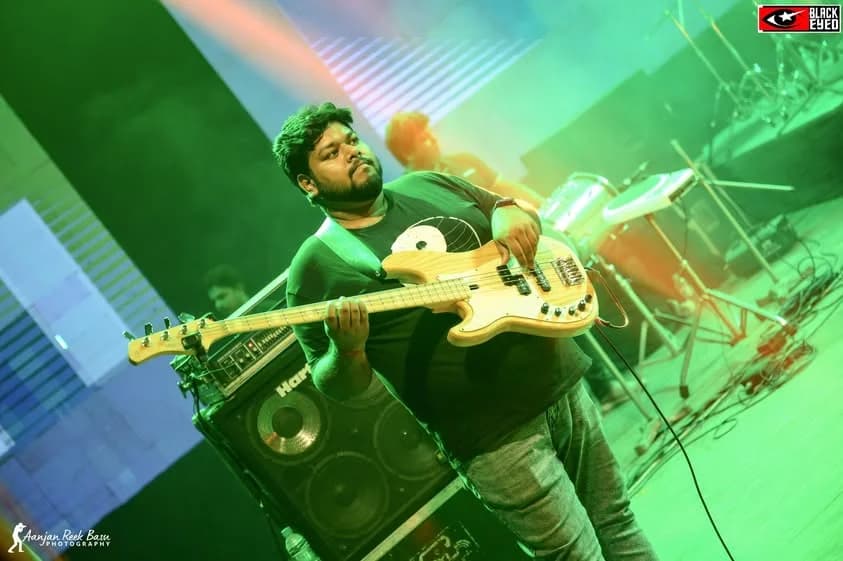 Aakanksha Sharma Live at College of Medicine & JNM Hospital — event photograph 7