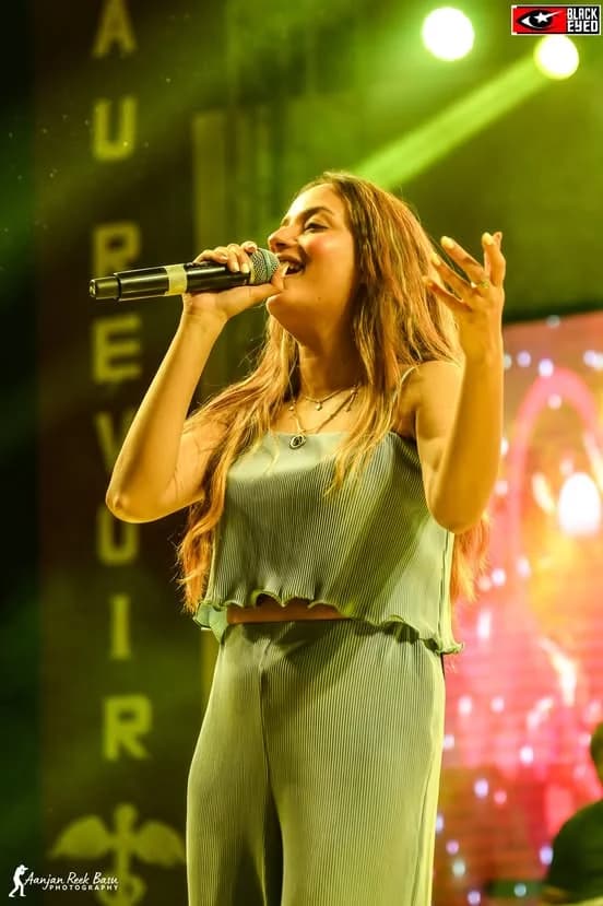 Aakanksha Sharma Live at College of Medicine & JNM Hospital — event photograph 18