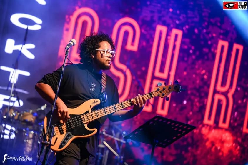 Ash King Live at Kolaghat — event photograph 7