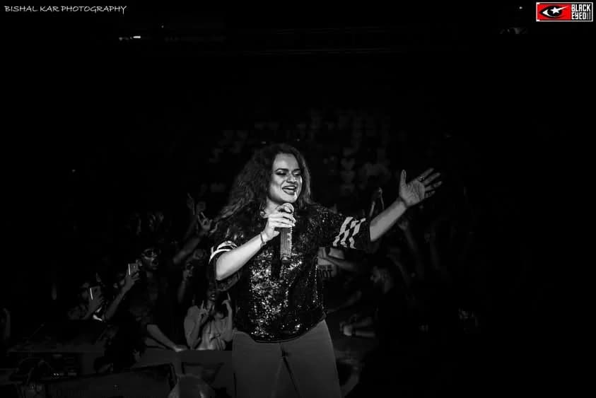 Aditi Singh Sharma Live — event photograph 10