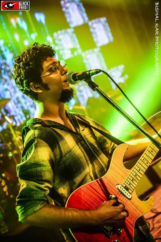Timir Biswas Live � TBL — event photograph 4