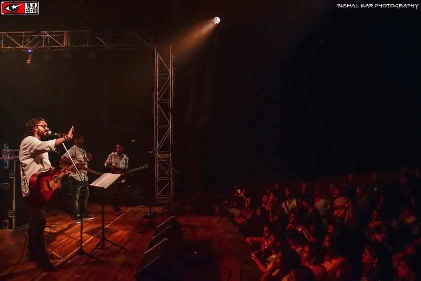 Timir Biswas Live � TBL — event photograph 15