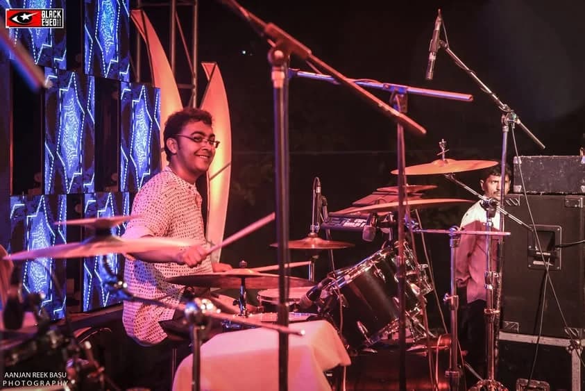 Surojit O Bondhura Live — event photograph 12