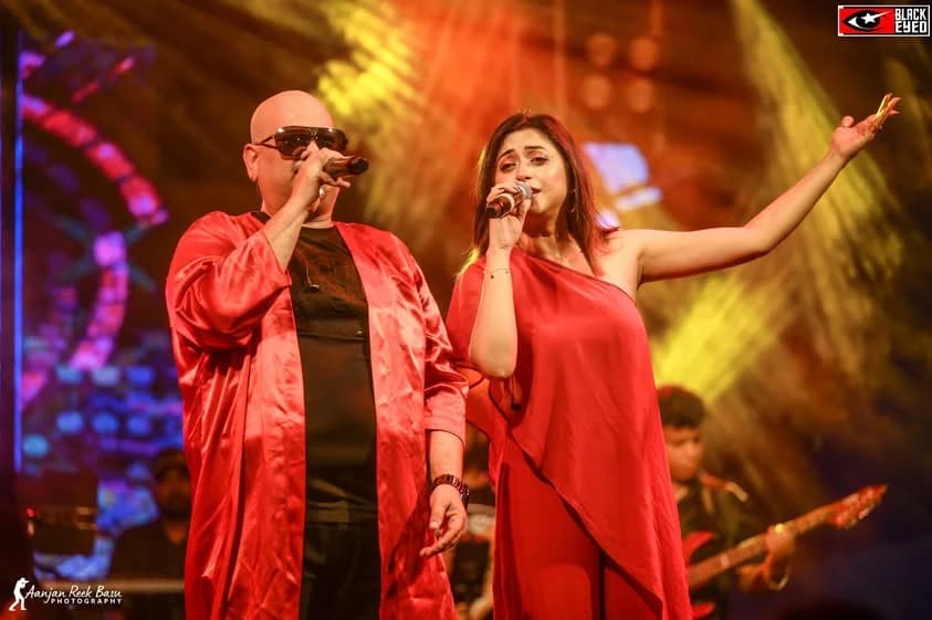 Samidh & Urvi performing at a BlackEyed event