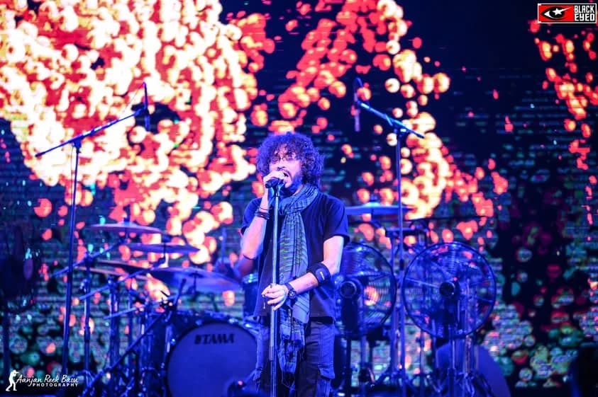 Fossils LIVE at Santiniketan Medical College — event photograph 13