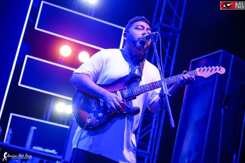 Anjan Dutt LIVE — event photograph 8