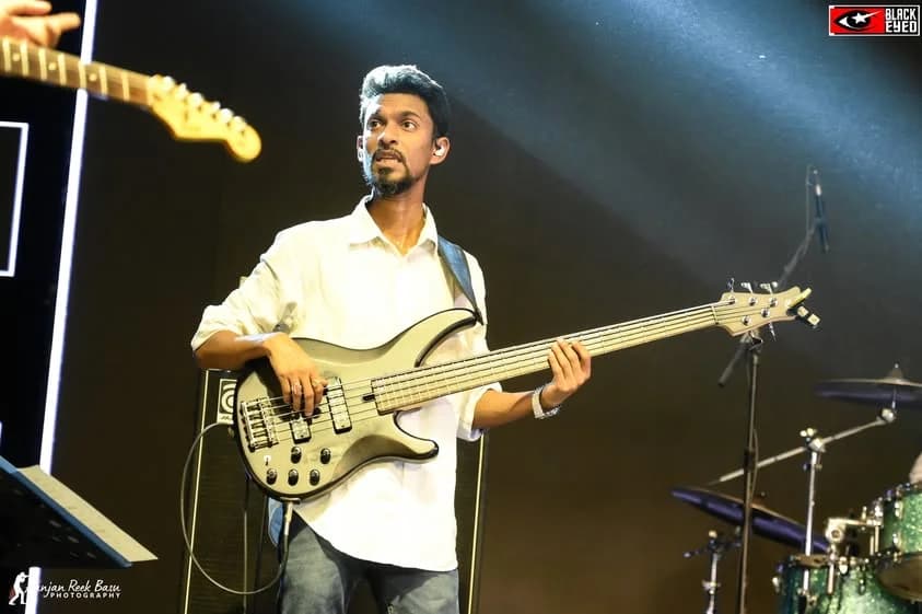 Anjan Dutt LIVE — event photograph 9