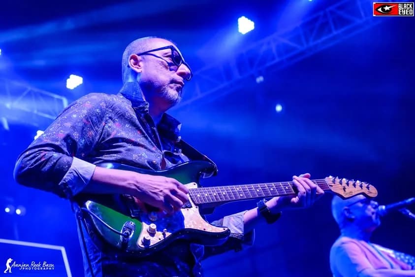 Anjan Dutt LIVE — event photograph 10