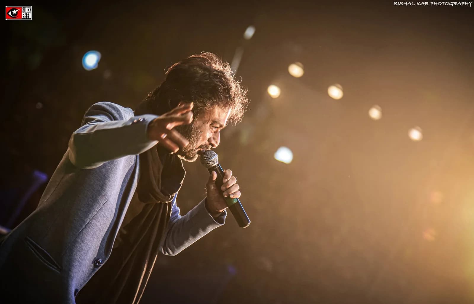 Nachiketa Chakraborty LIVE at Burdwan Poura Utsav — event photograph 11