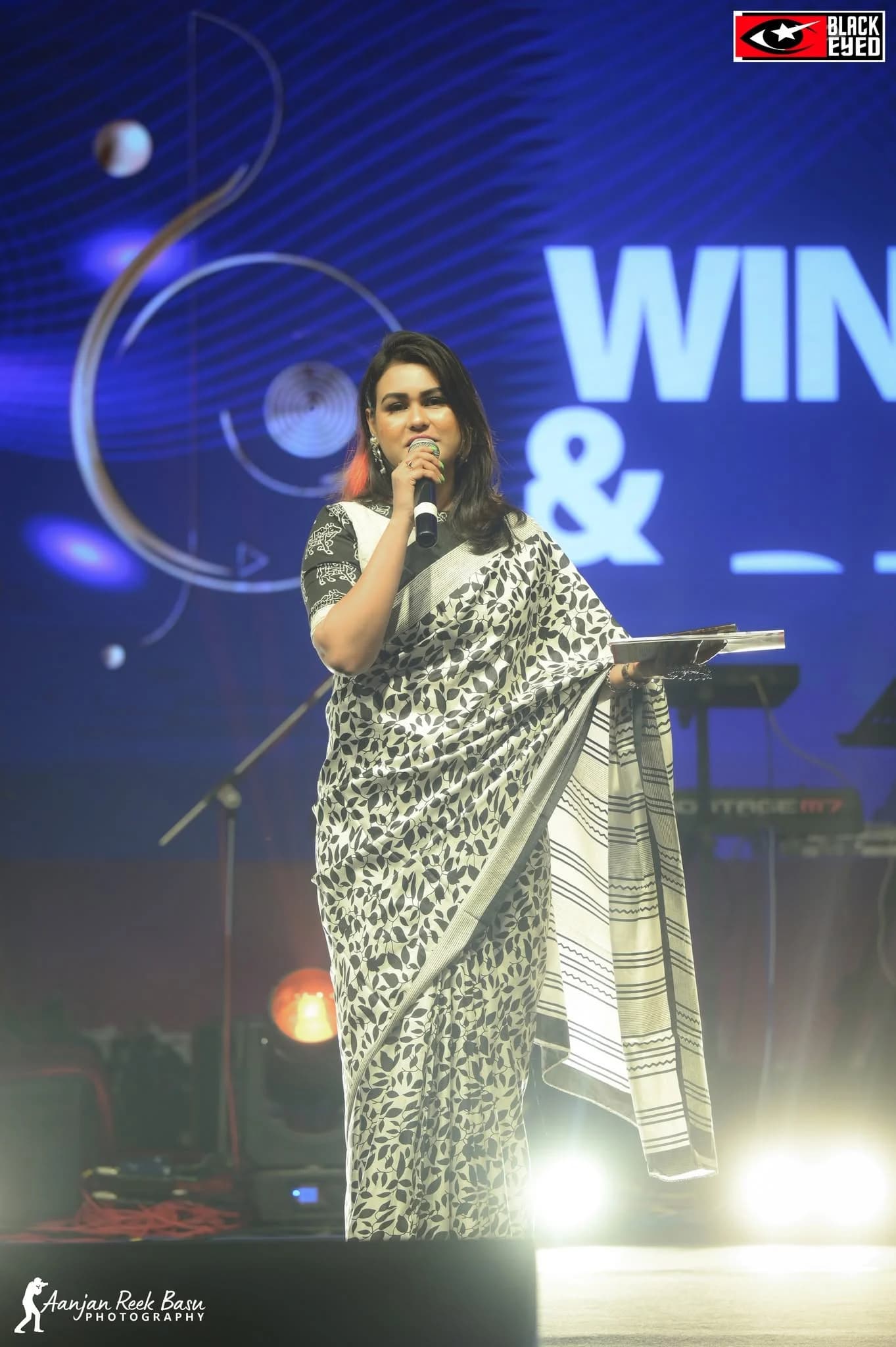 Neha Saha live performance — BlackEyed event photograph 693