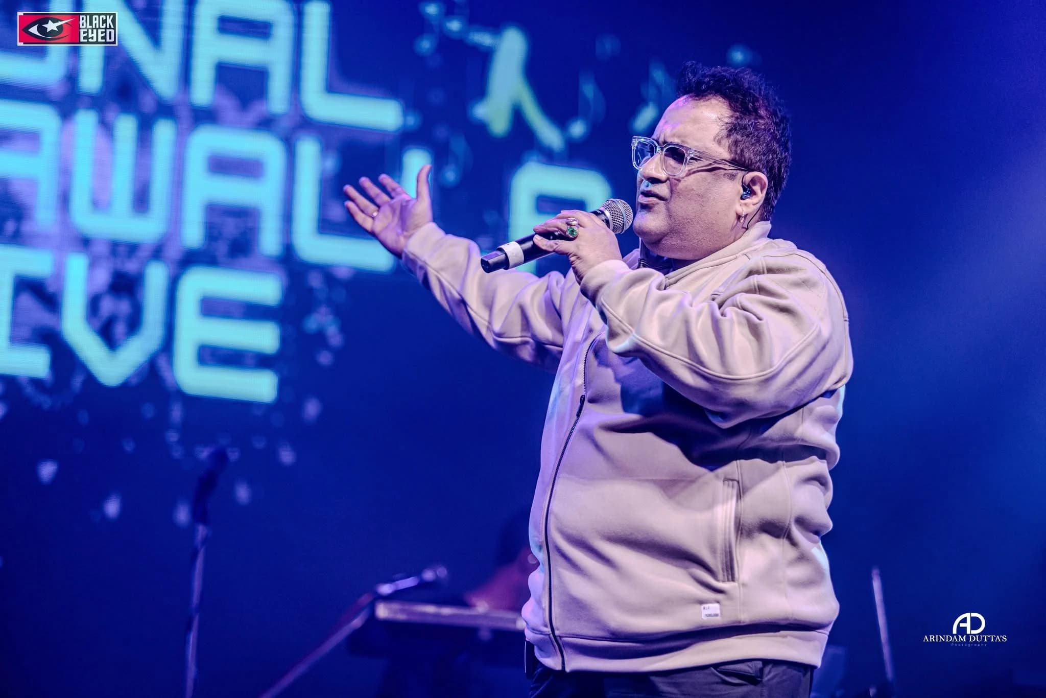 Kunal Ganjwala live at Kolkata CNMC — BlackEyed event photograph 459