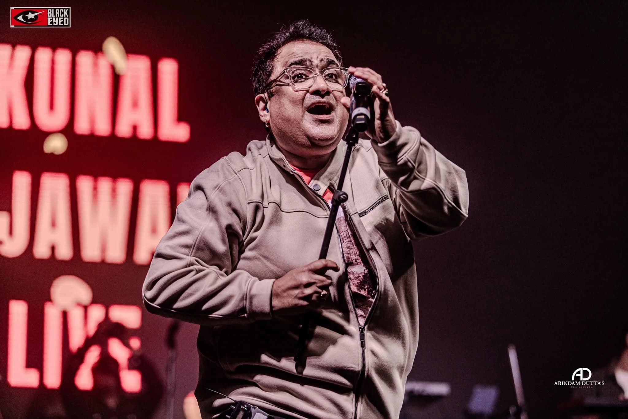 Kunal Ganjwala live at Kolkata CNMC — BlackEyed event photograph 472