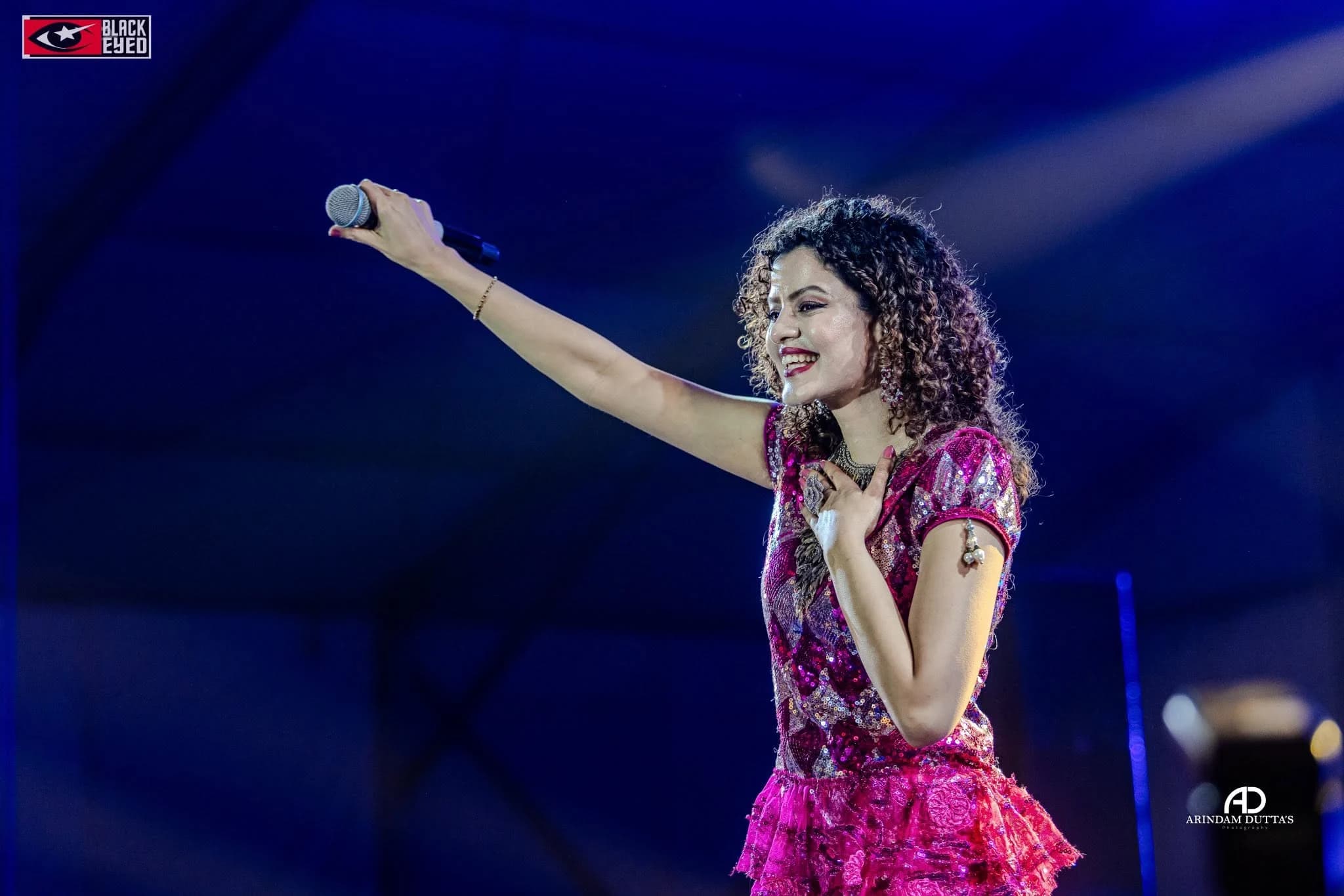 Palak Muchhal live in concert — BlackEyed event photograph 425