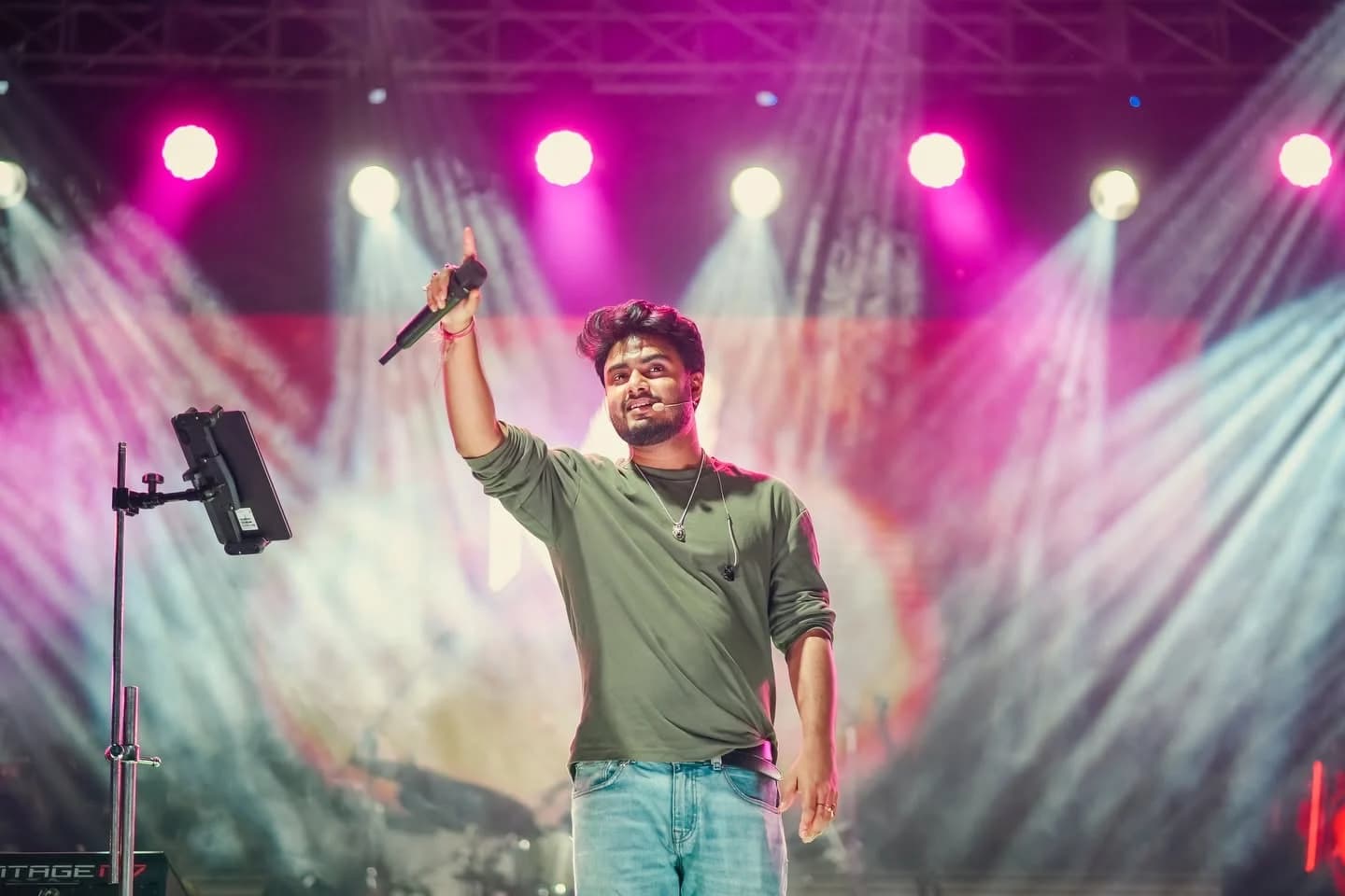 Raj Barman live at Krishnanagar — BlackEyed event photograph 348