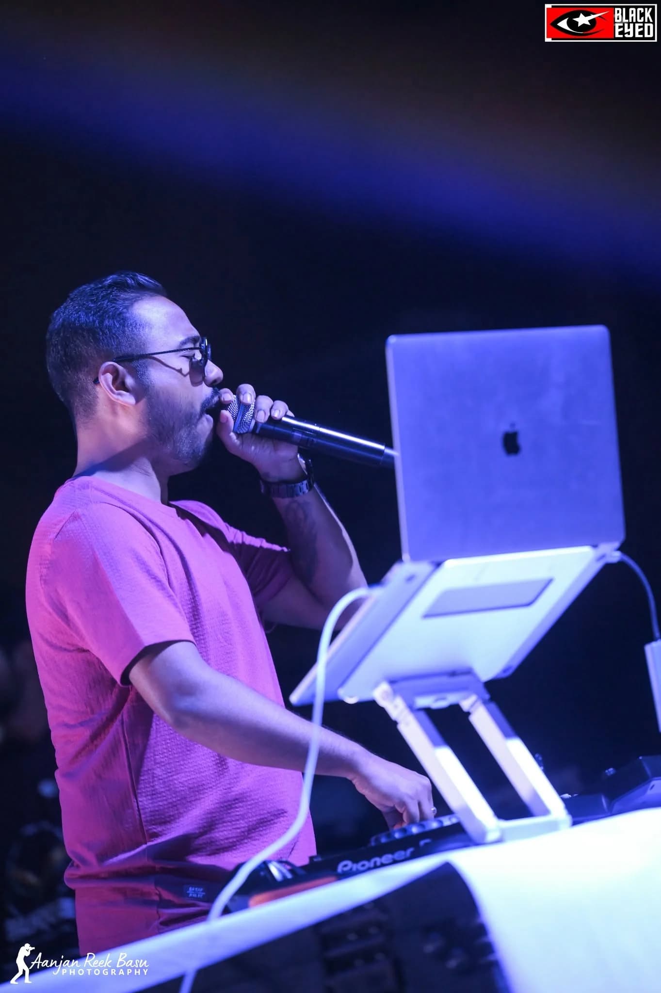 DJ Aleex performing at a BlackEyed event