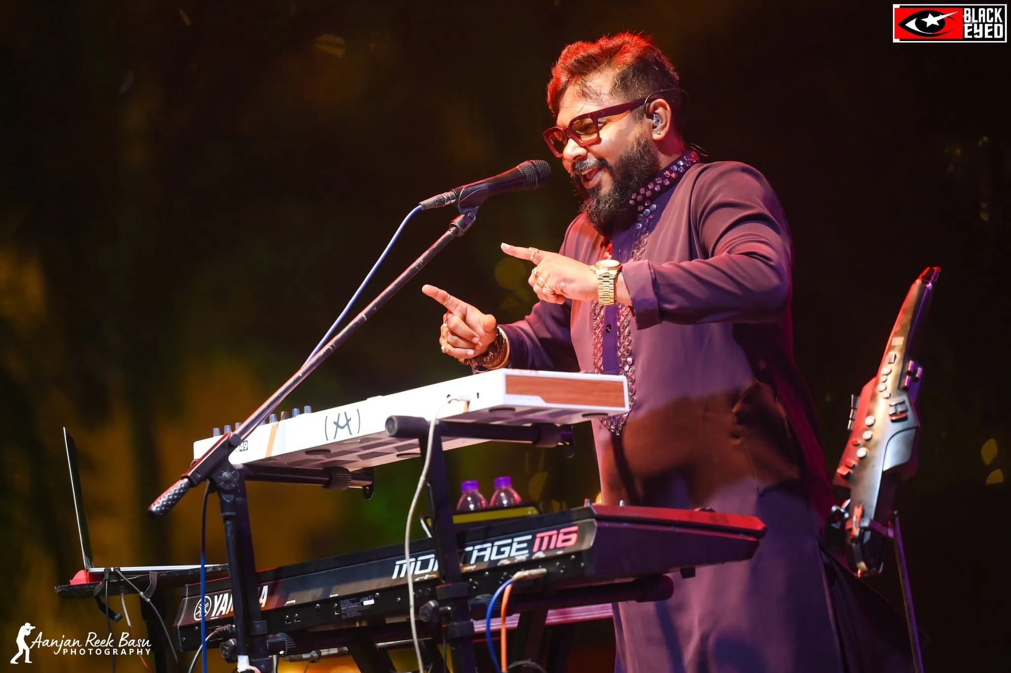 Humsufi live at SURGE — BlackEyed event photograph 205