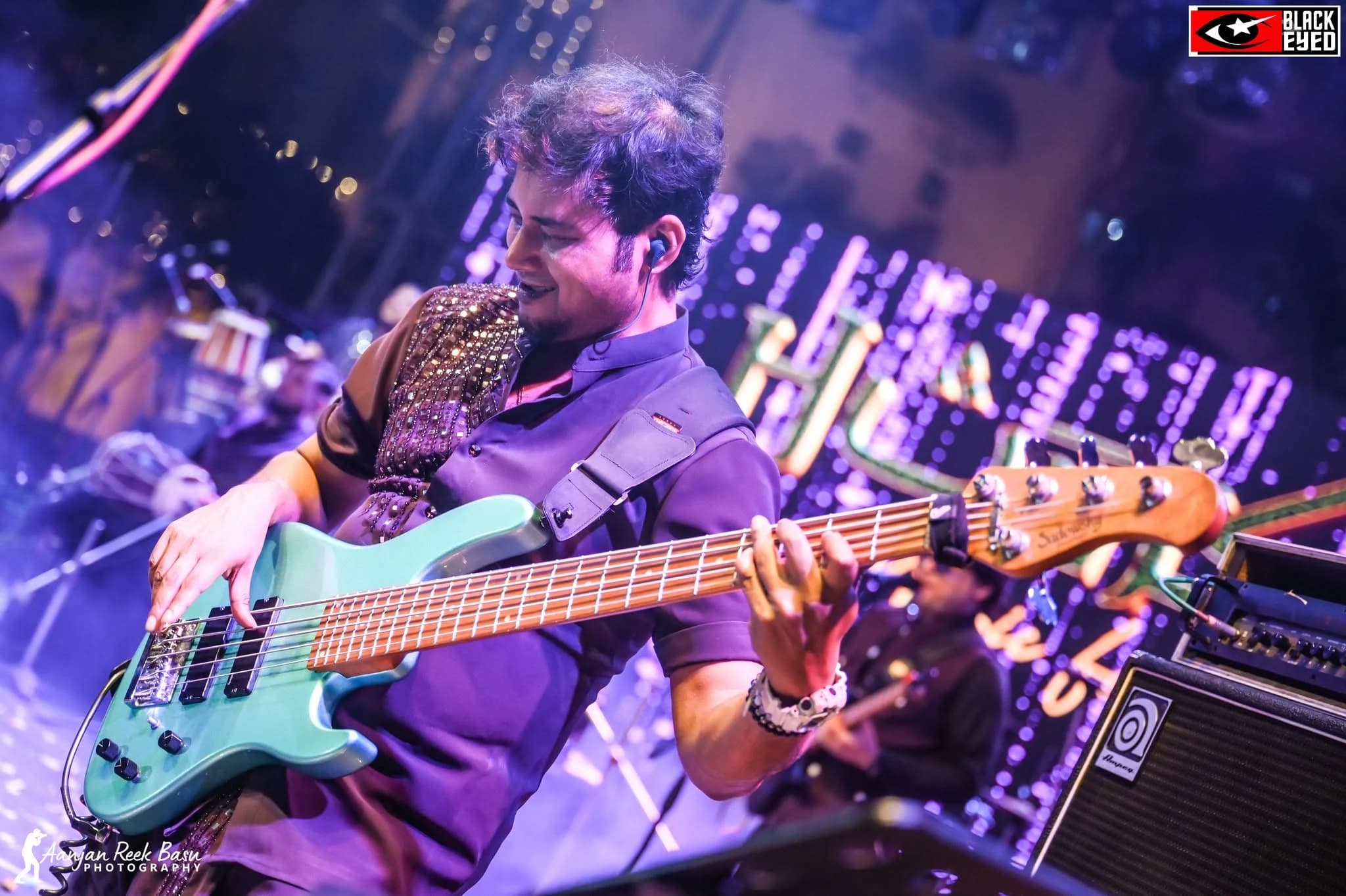 Humsufi live at SURGE — BlackEyed event photograph 209
