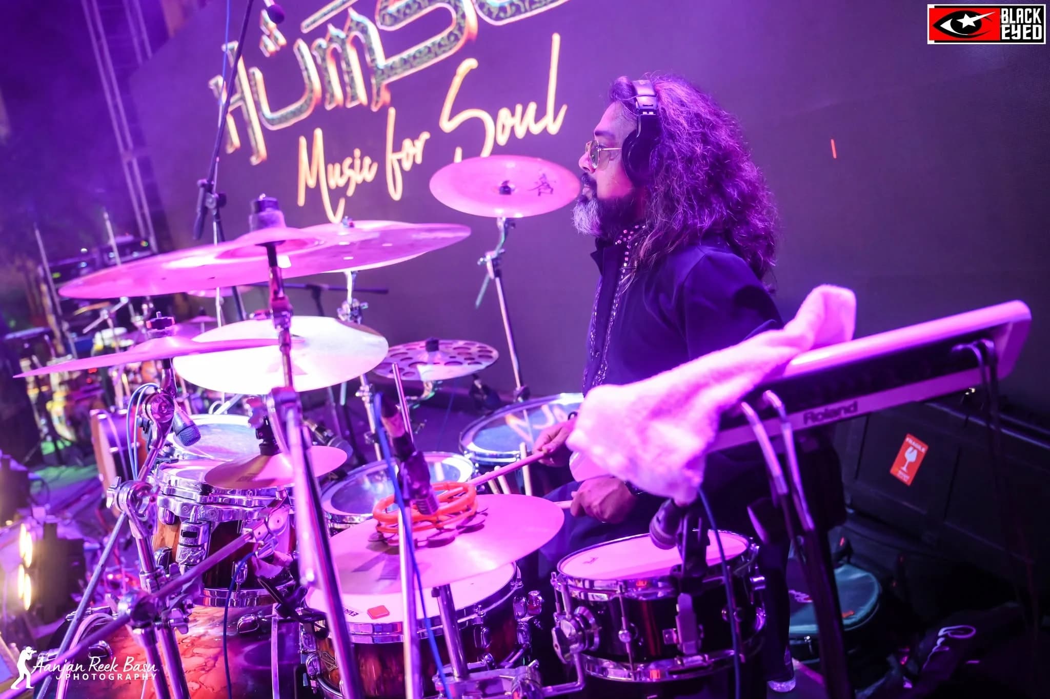 Humsufi live at SURGE — BlackEyed event photograph 201
