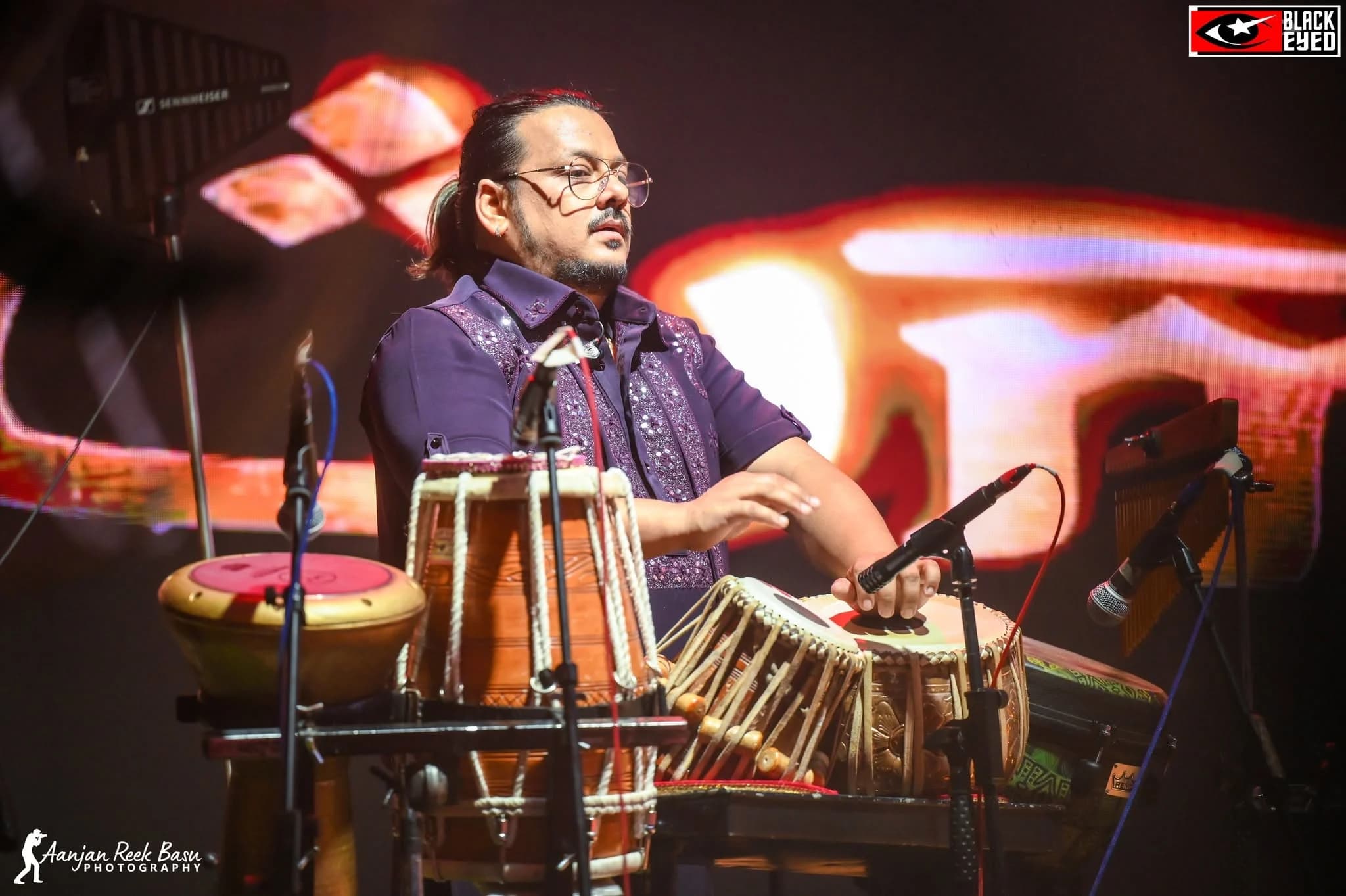 Humsufi live at SURGE — BlackEyed event photograph 207