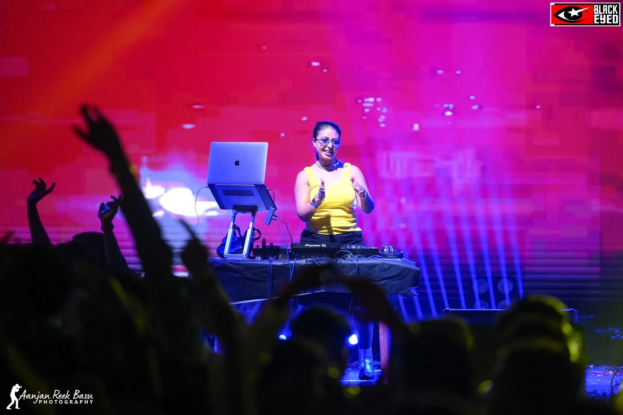 DJ Pari live at SURGE — BlackEyed event photograph 167