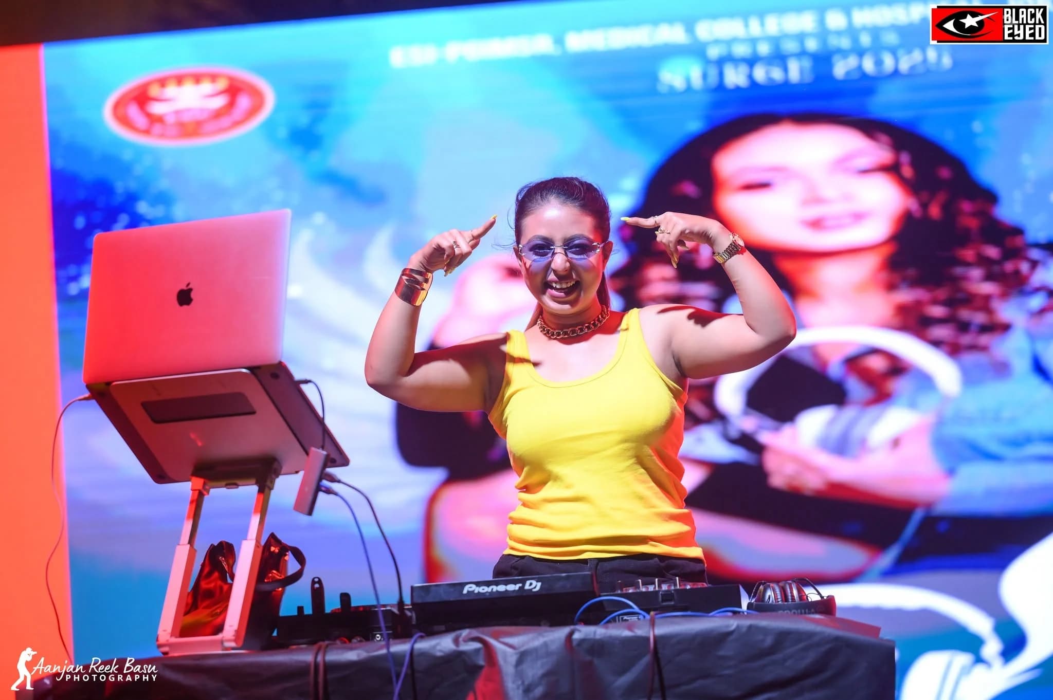 DJ Pari performing at a BlackEyed event