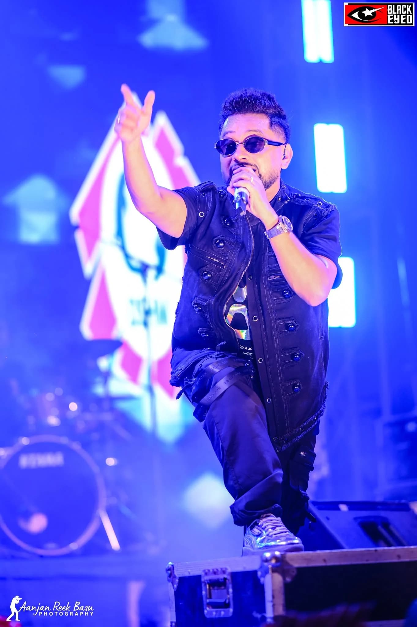Satish Gajmer live at DSHM 2026 — BlackEyed event photograph 39