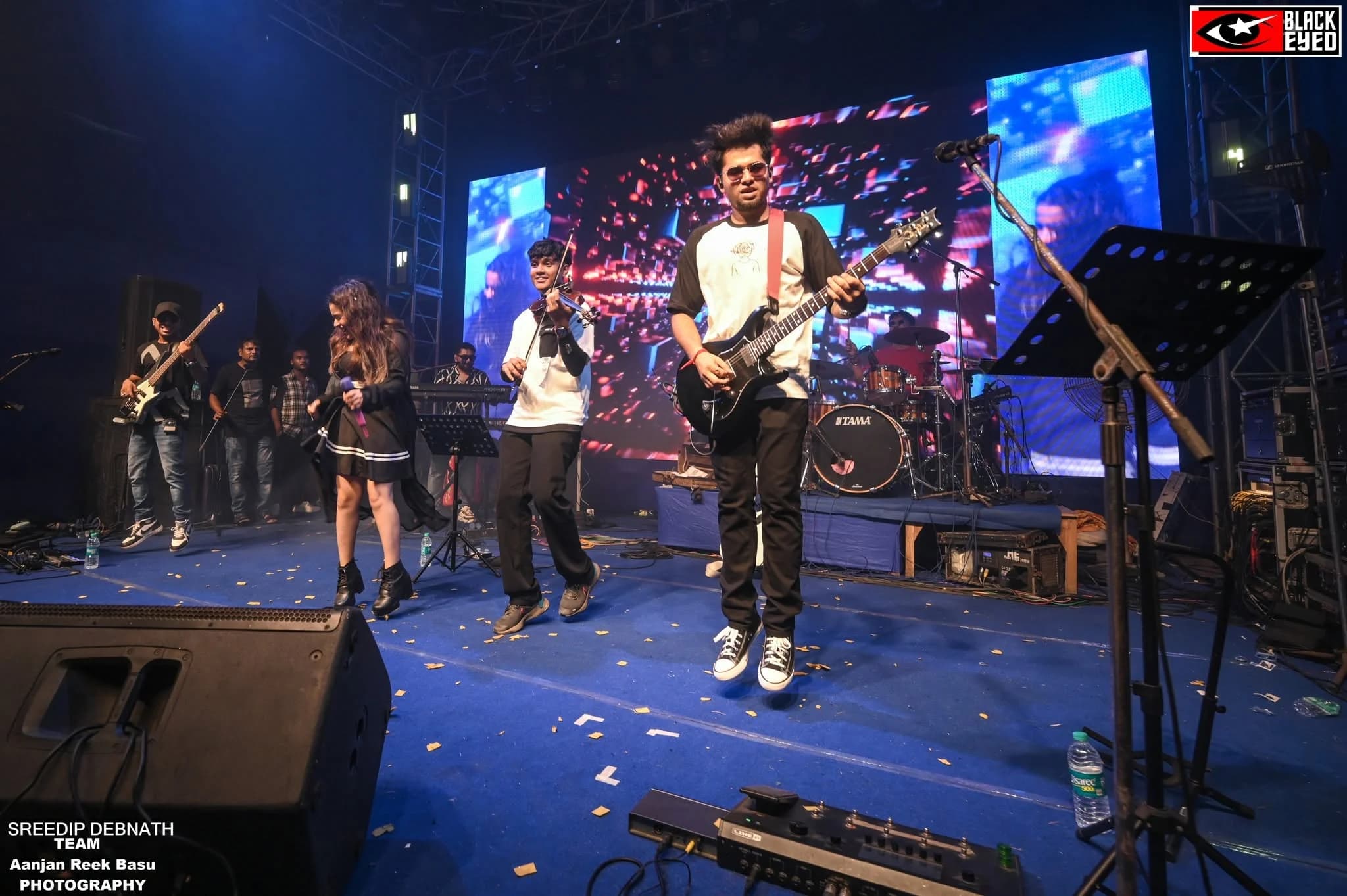 Senjuti Das live at DSHM 2026 — BlackEyed event photograph 3